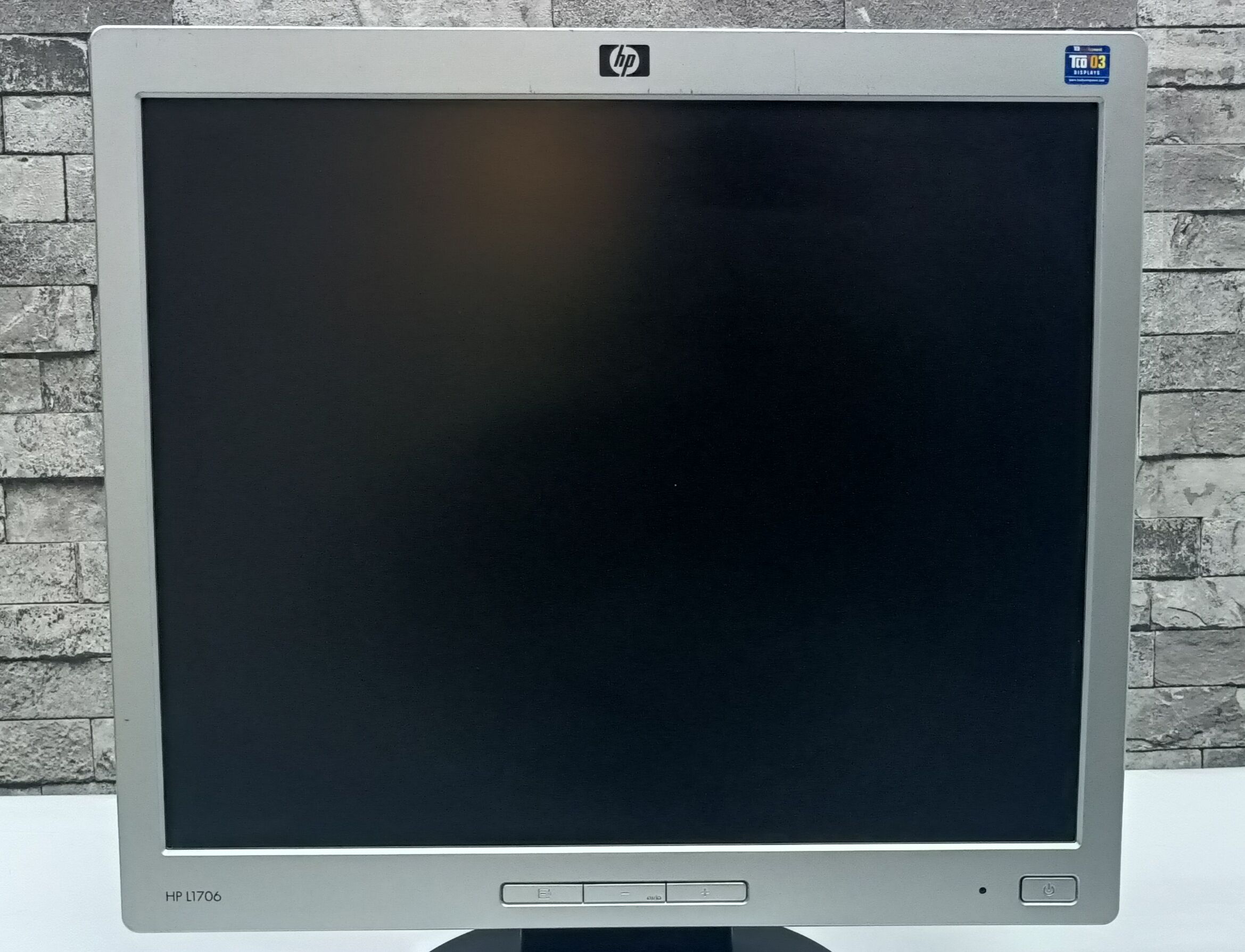 HP L1706 17 Inch Monitor (USED) - Image 6